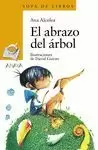 EL ABRAZO DEL ARBOL